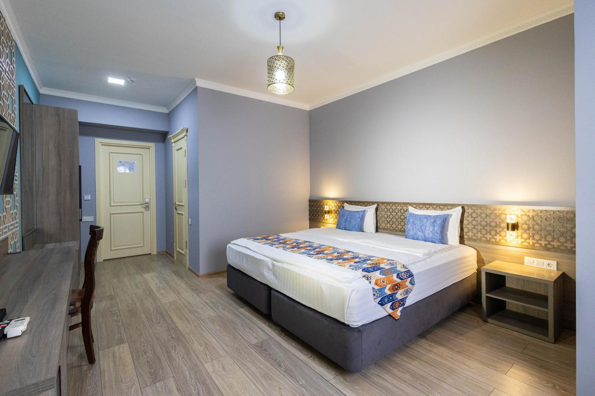 Khan Hotel Самарканд Екстер'єр фото